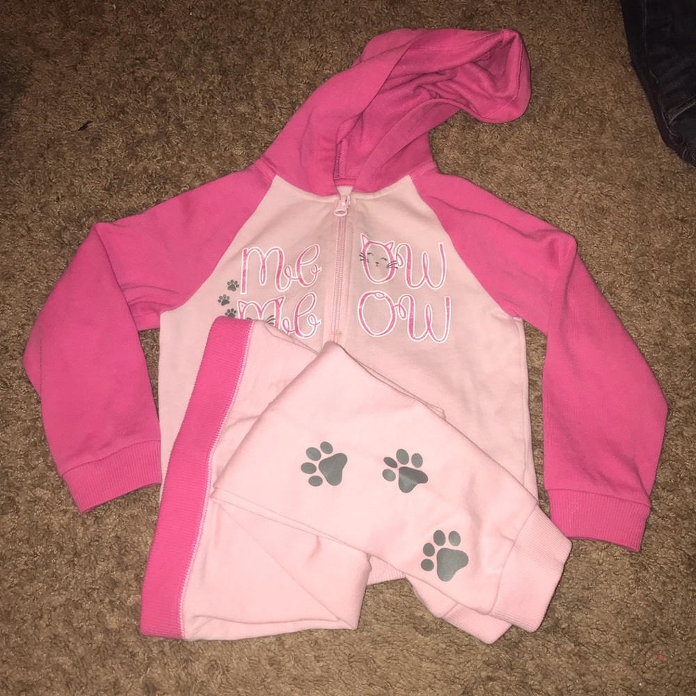 A kitten - set - matching sweaters and jogger